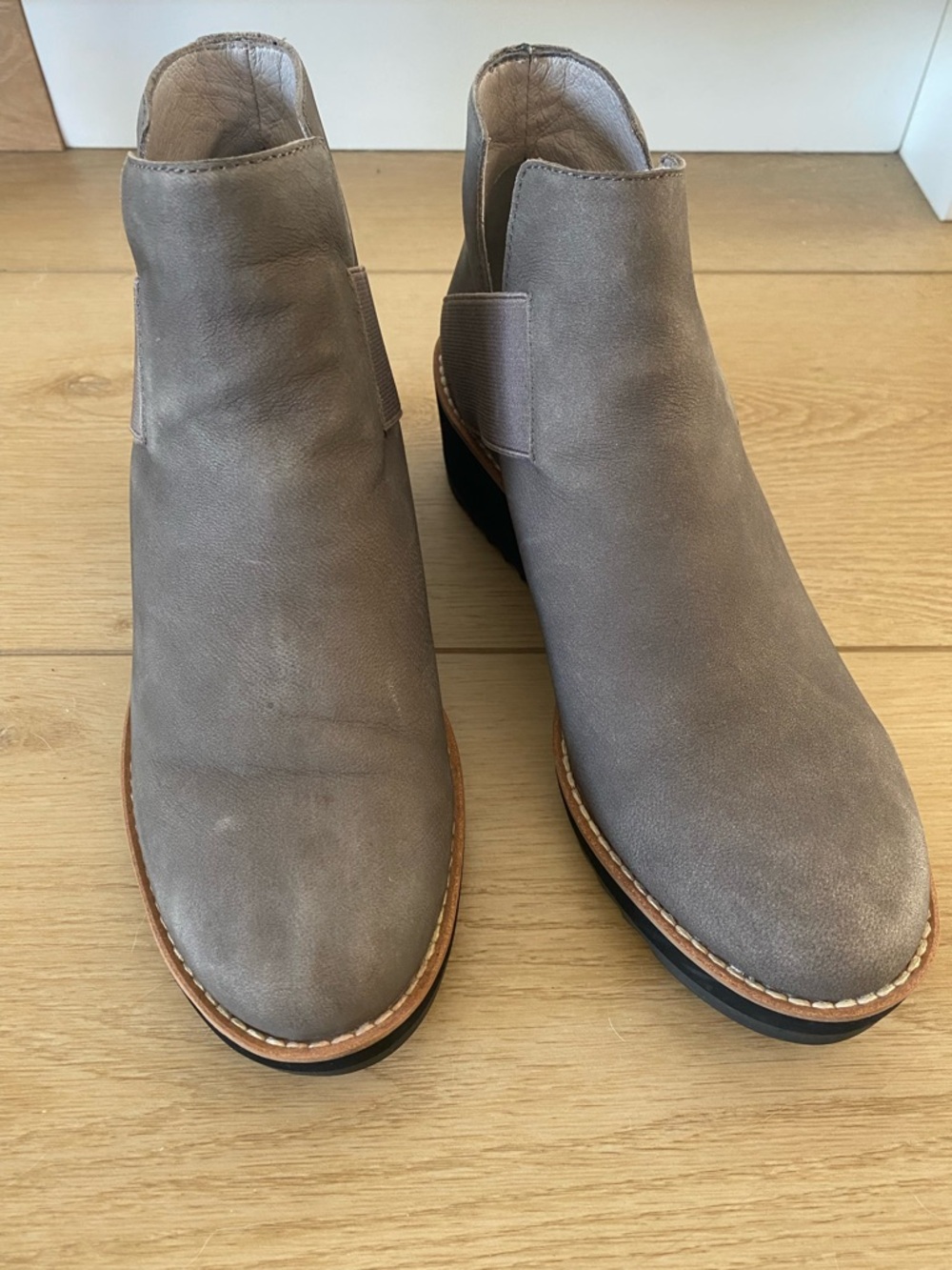 Eileen Fisher Lark Gray Suede Slip-on Ankle Wedge Booties Women's 7